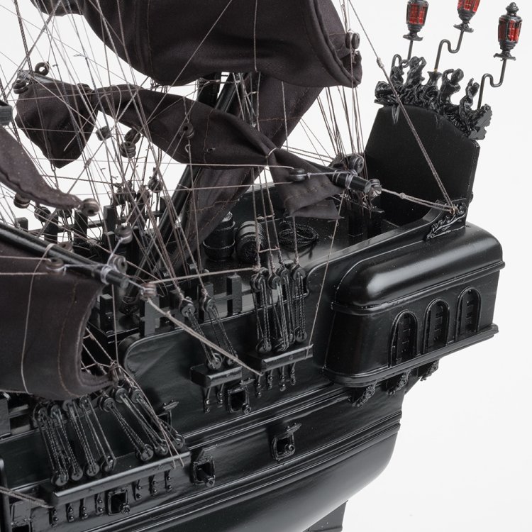 Модель корабля Черная жемчужина