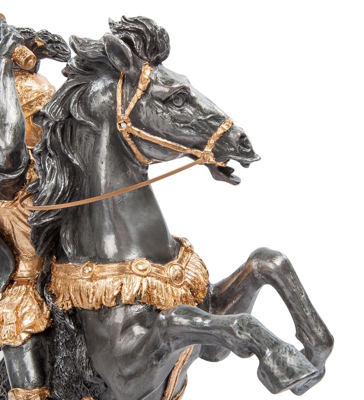 Статуэтка Александр Македонский в золотых доспехах Veronese WS-641, увеличенный вид коня