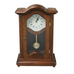 Деревянные настольные часы с маятником за стеклом