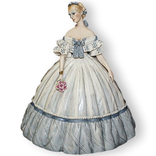 Статуэтка из фарфора Дама с букетом