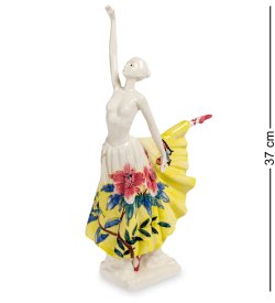 Статуэтка из фарфора Танцующая леди в желтом платье с цветами