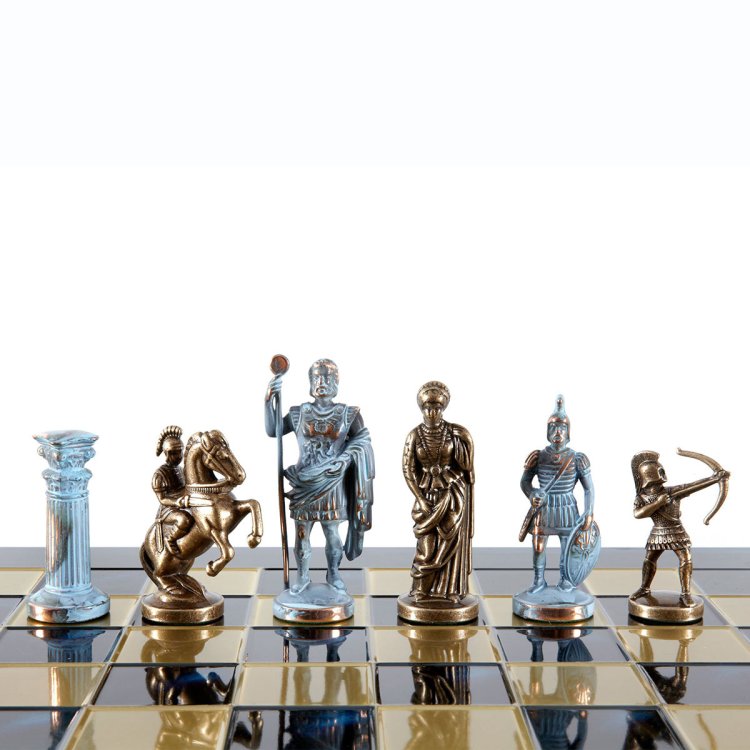 Шахматы Античные войны, Синяя доска, большие Manopoulos MP-S-10-B-44-BLU, фотография фигур на доске