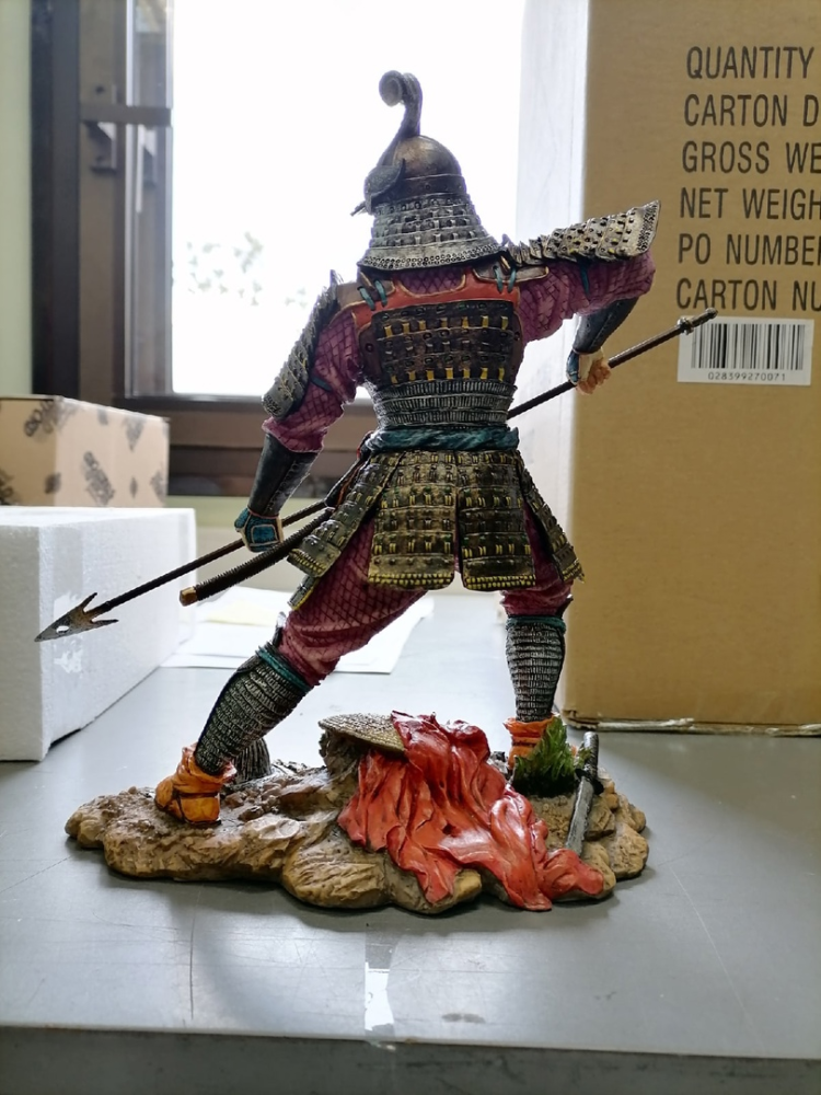 Статуэтка Самурай-Охотник Veronese WS-735, фото со склада оборотная сторона