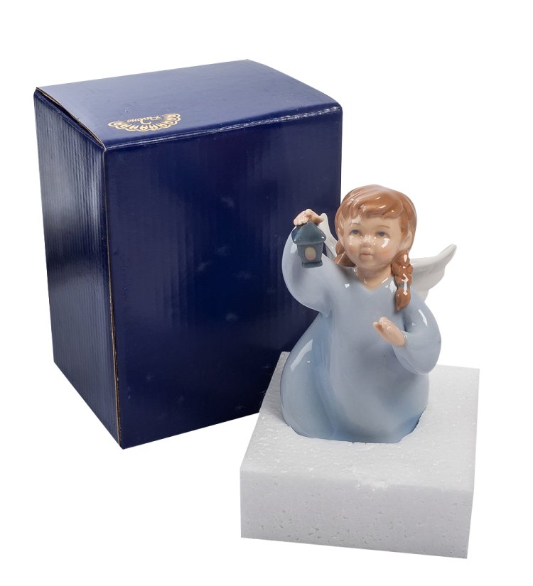 Статуэтка из фарфора Ангел с керосиновой лампой Pavone CMS-11/14, фотография в упаковке