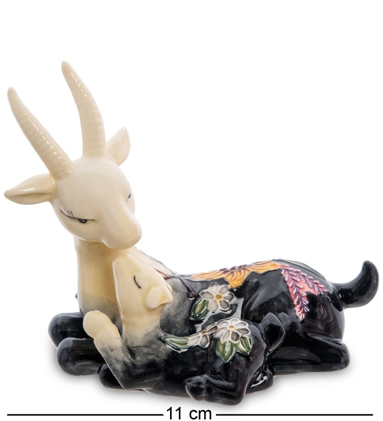 Статуэтка из фарфора Самая лучшая мама Коза с темными копытцами Pavone JP-71/10, портретный вид