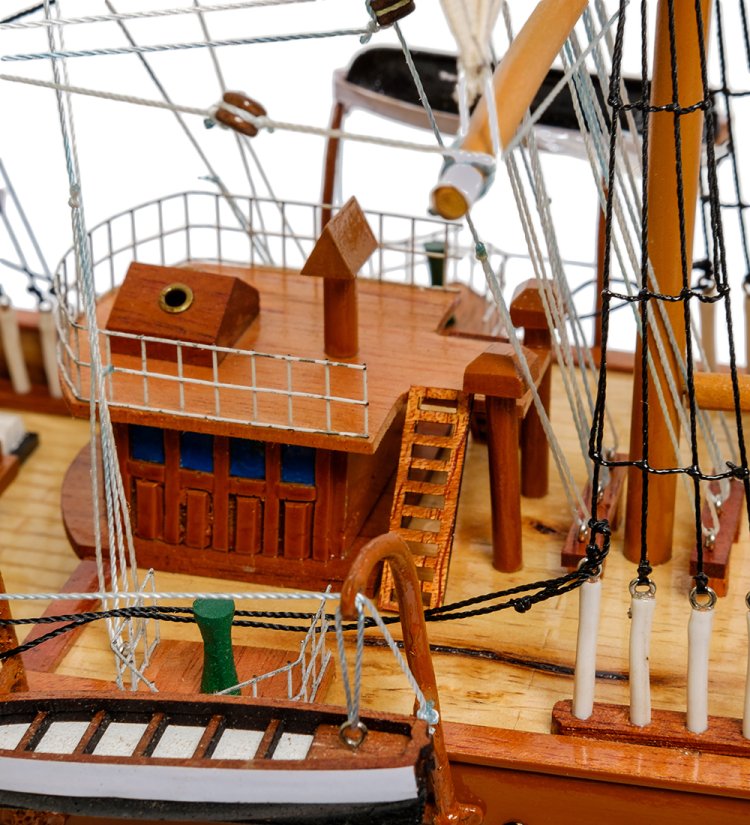 Модель итальянского корабля Amerigo Vespucci 1931 г., фотография капитанского мостика