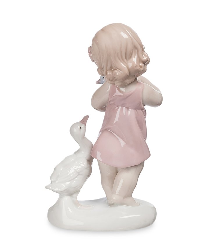 Статуэтка из фарфора Девочка с уткой и утенком Pavone JP-42/ 3, фотография со спины