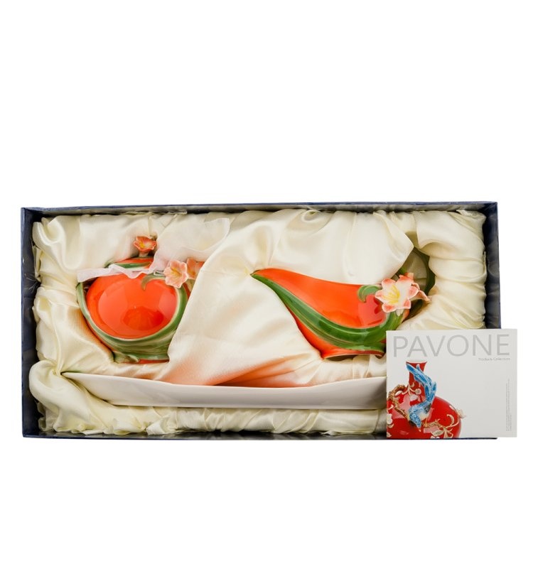 Набор сахарница и молочник из фарфора Кливия Pavone FM-35/ 2, фотография в упаковке