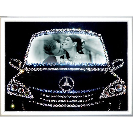 Фоторамка с кристаллами Swarovski - В машине