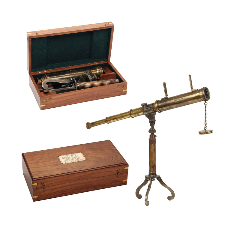 Телескоп настольный на треноге W.Outtway