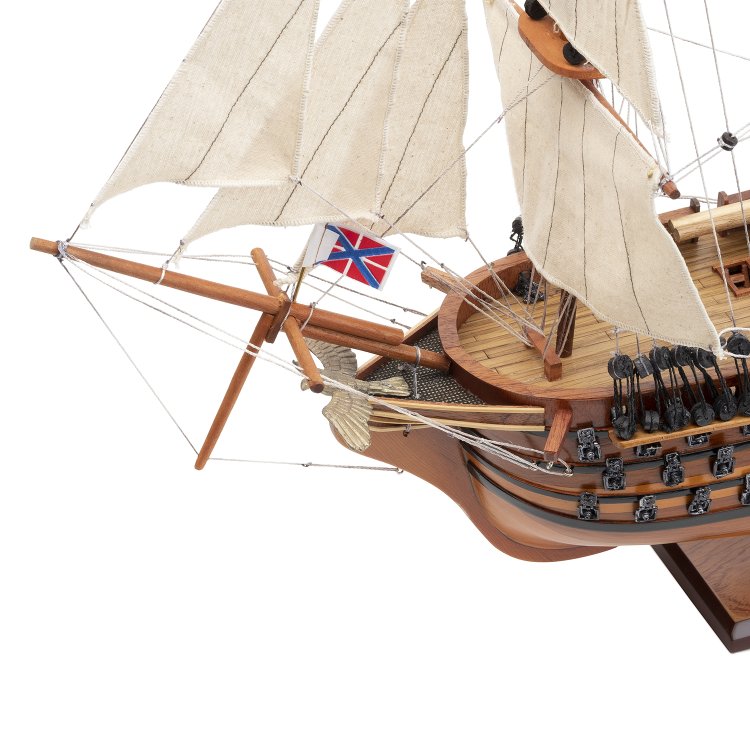 Модель корабля из дерева 12 Апостолов длина 62 см, фотография носа 2