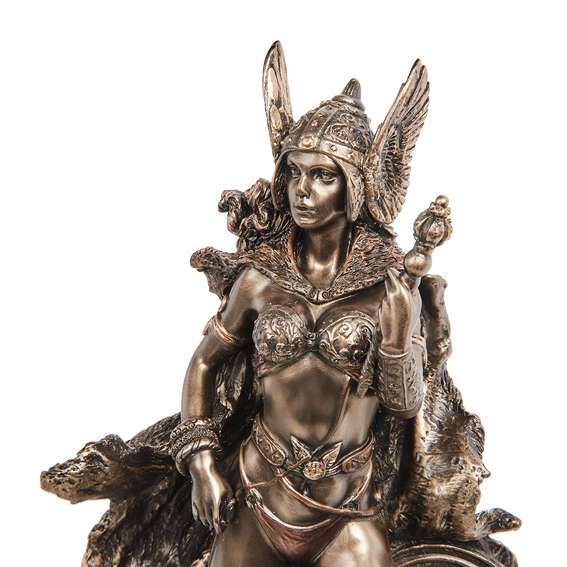 Статуэтка Фригга - покровительница любви, брака и домашнего очага Veronese WS-1090, портретный вид