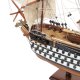 Модель корабля из дерева 12 Апостолов длина 62 см с белым декором, фотография передней части корабля