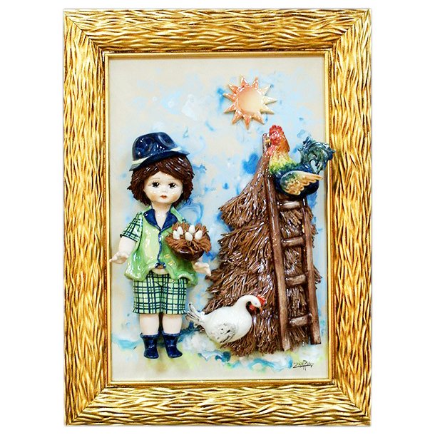 Картина из фарфора Кукла-мальчик держащий гнездо