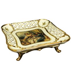 Блюдо квадратное на ножках Буше кремовое с золотой отделкой