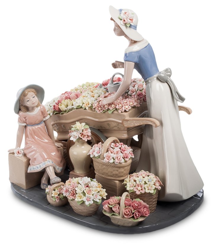 Фарфоровая Статуэтка Девушка цветочница Pavone CMS-20/19, фотография сбоку