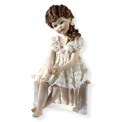 Фарфоровая Статуэтка кукла Луна