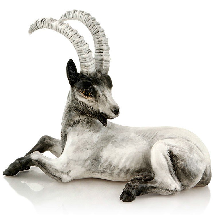 Статуэтка из керамики Коза