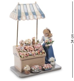 Статуэтка из фарфора Девочка цветочница
