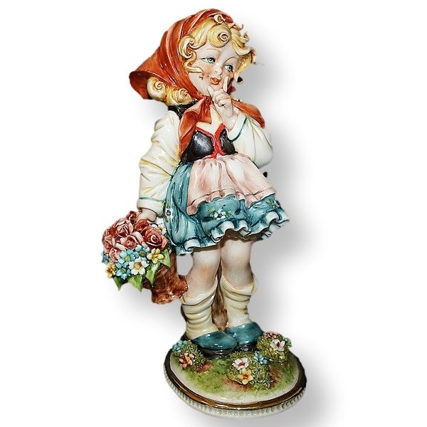 Статуэтка из фарфора Розмари