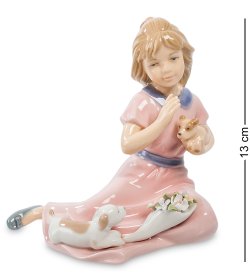 Статуэтка из керамики Девочка с двумя щенками