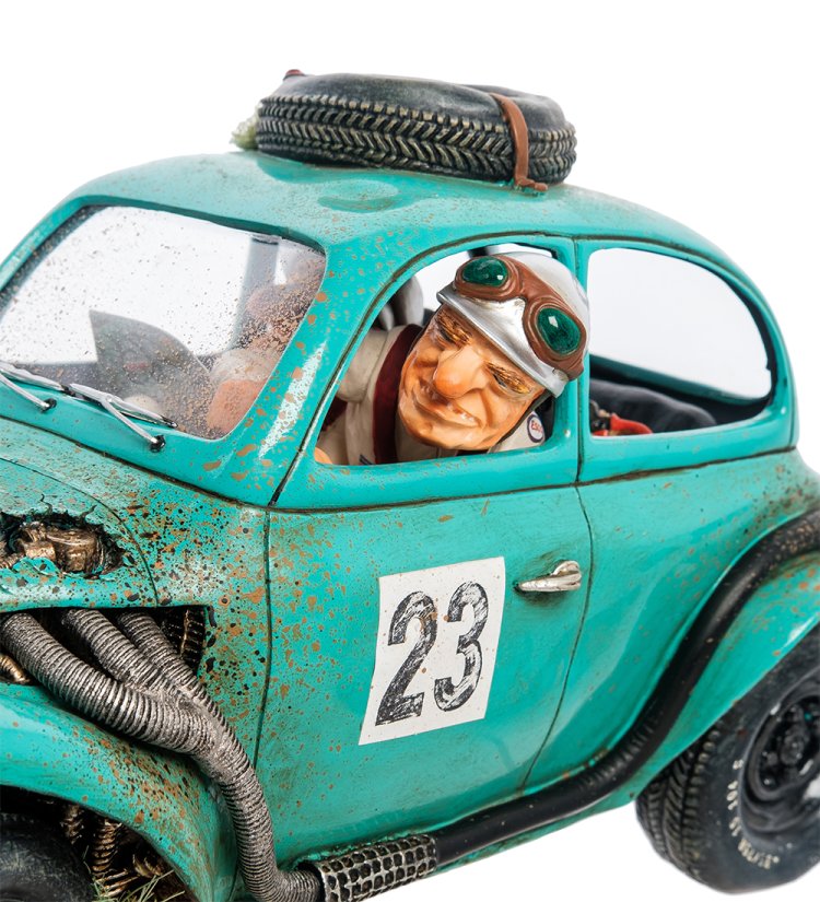 Статуэтка Бирюзовая Гоночная Машина - The Rally Car Forchino FO-85088, портретный вид