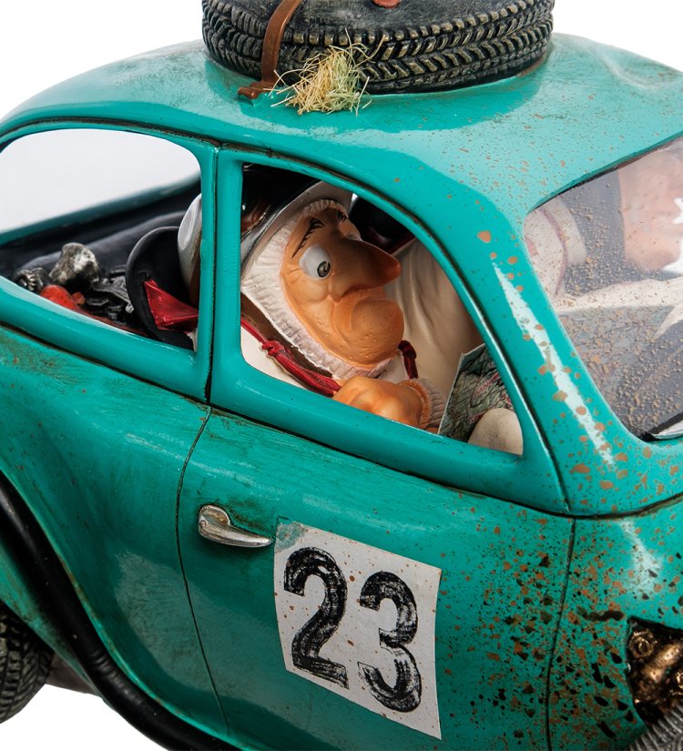 Статуэтка Бирюзовая Гоночная Машина - The Rally Car Forchino FO-85088, вид слева