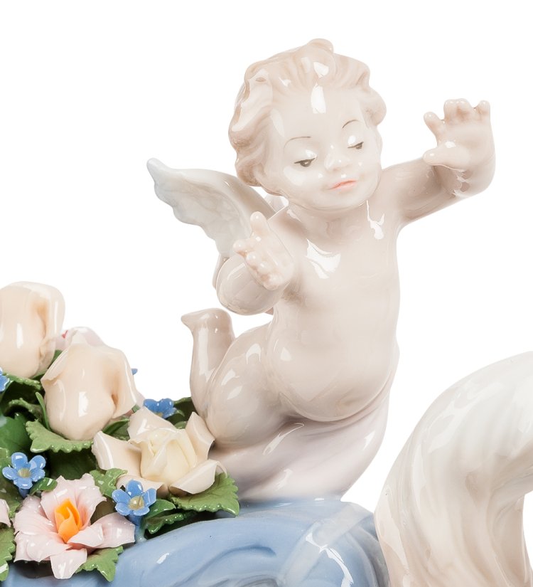 Статуэтка из фарфора Небесная колесница Pavone JP-21/ 8, фотография ангела
