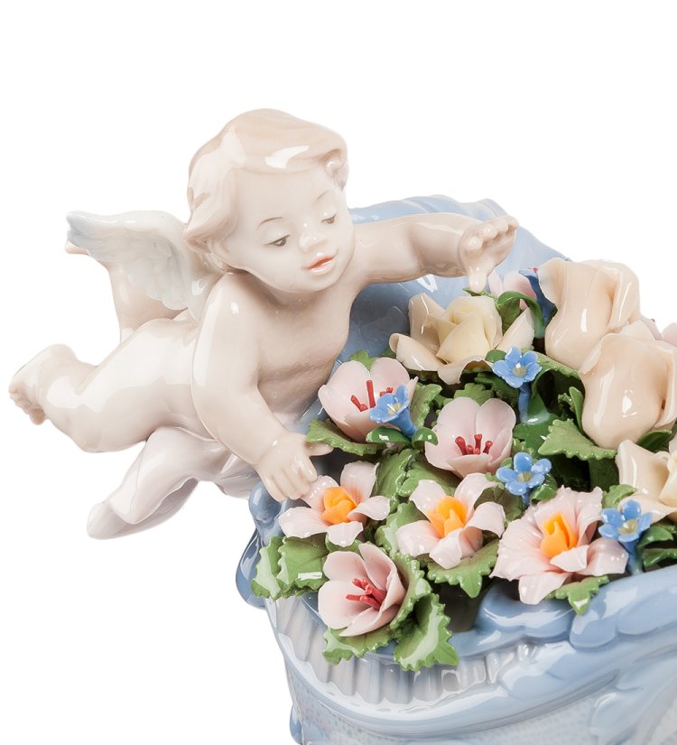 Статуэтка из фарфора Небесная колесница Pavone JP-21/ 8, фотография крупным планом