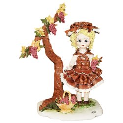 Фарфоровая статуэтка Девочка Осень