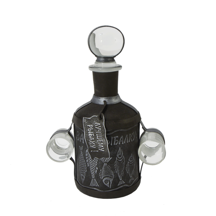 Бутыль для водки с рюмками За рыбалку Студия Маро ВП-15