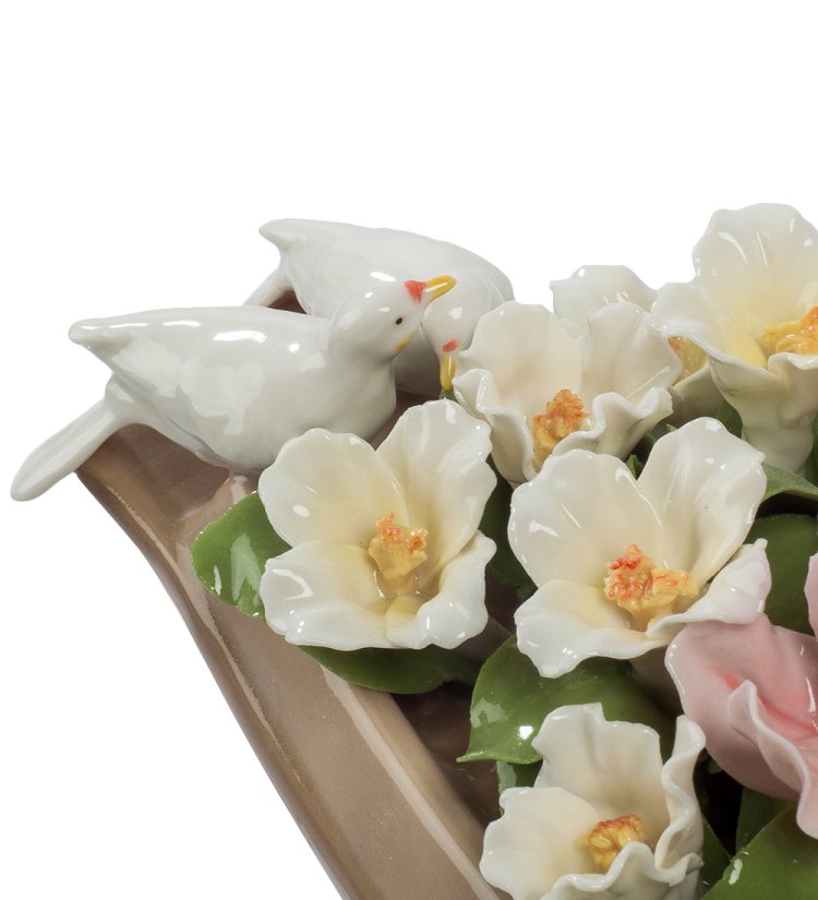 Статуэтка из керамики Лодка с цветами Pavone CMS-33/58, фотография крупным планом