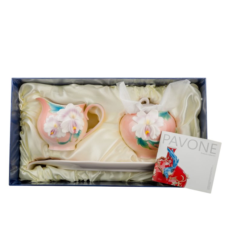 Набор сахарница и молочник из фарфора Сальпиглоссис Pavone FM-63/ 2, фотография в упаковке