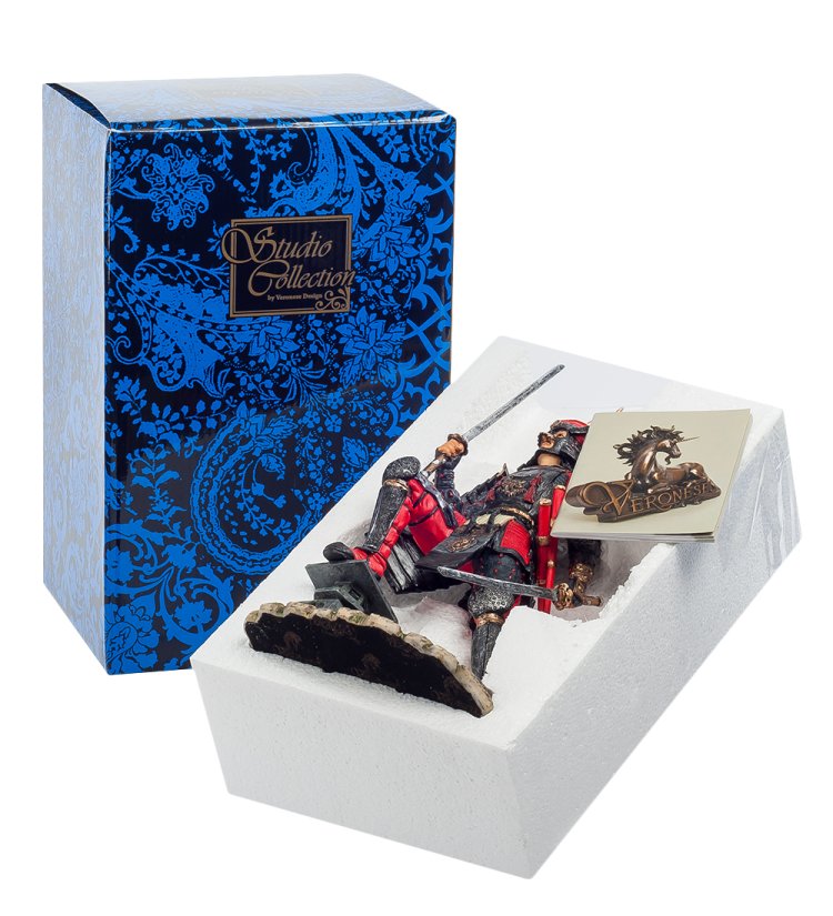 Статуэтка Самурай в боеготовности Veronese WS-737, упаковочный вид