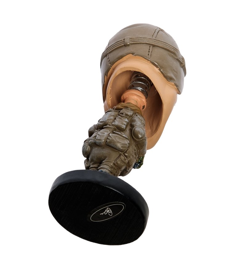 Фигурка-болванчик Военный The Comical World of Stratford RV-708, вид снизу