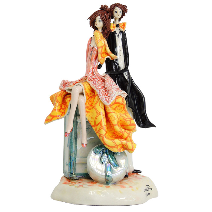 Статуэтка из фарфора Пара с чемоданами ZamPiva 70240