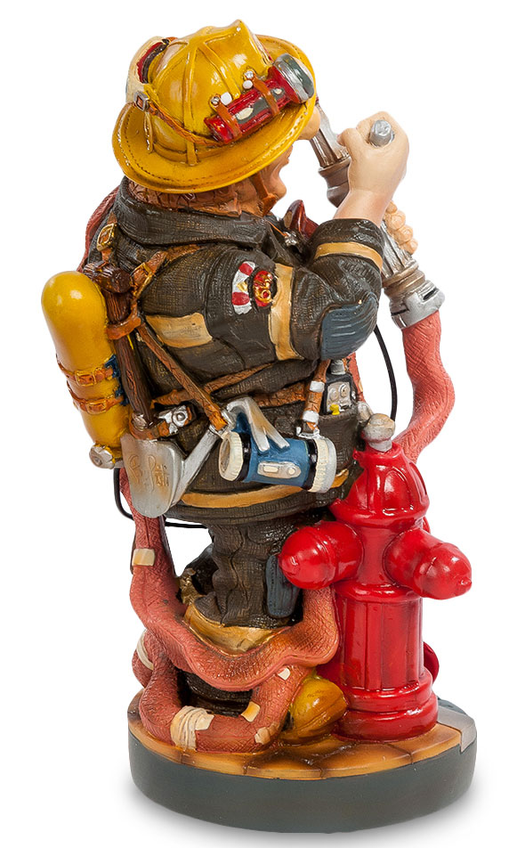 Статуэтка маленькая - Пожарный в деле Parastone PRO-36, оборотная сторона