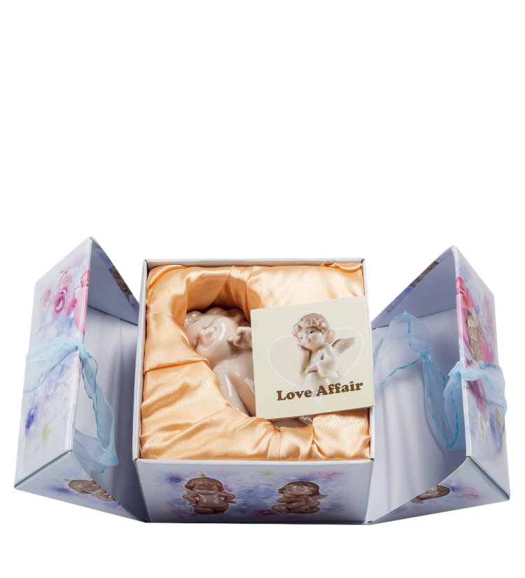 Статуэтка из фарфора Маленький Амурчик смеется Pavone JP-09/ 14, фотография в упаковке