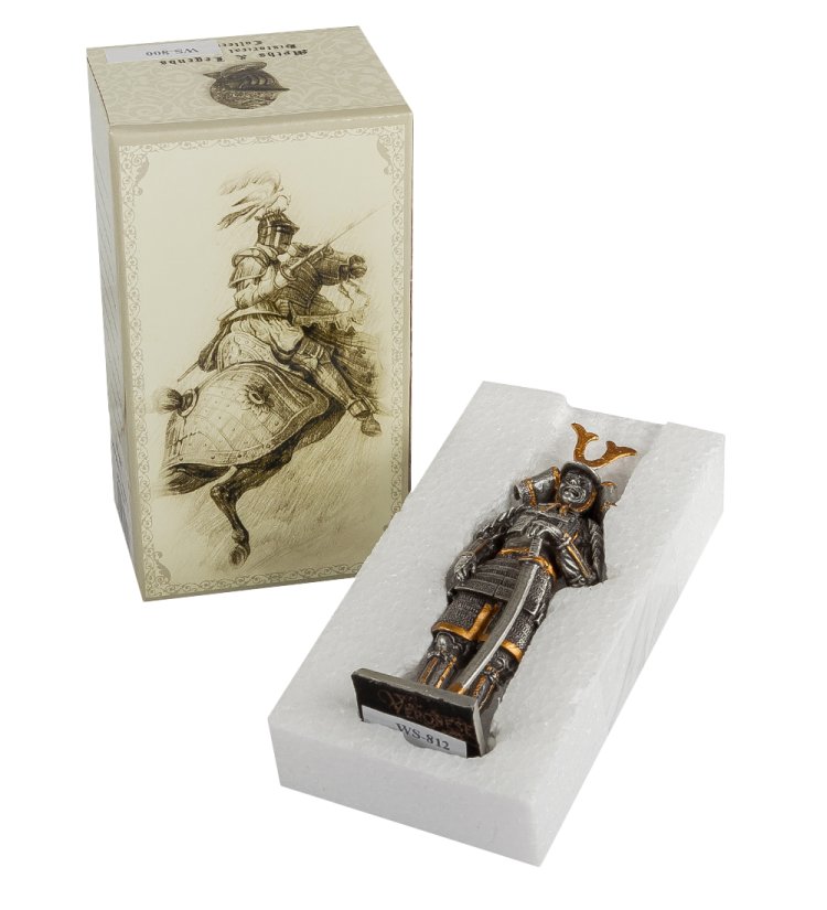 Статуэтка Сегун Асикага Такаудзи Veronese WS-812, упаковочный вид