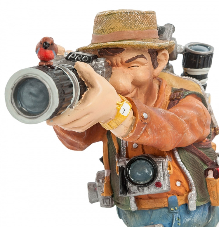 Статуэтка маленькая - Фотограф Parastone PRO-39, портретный вид