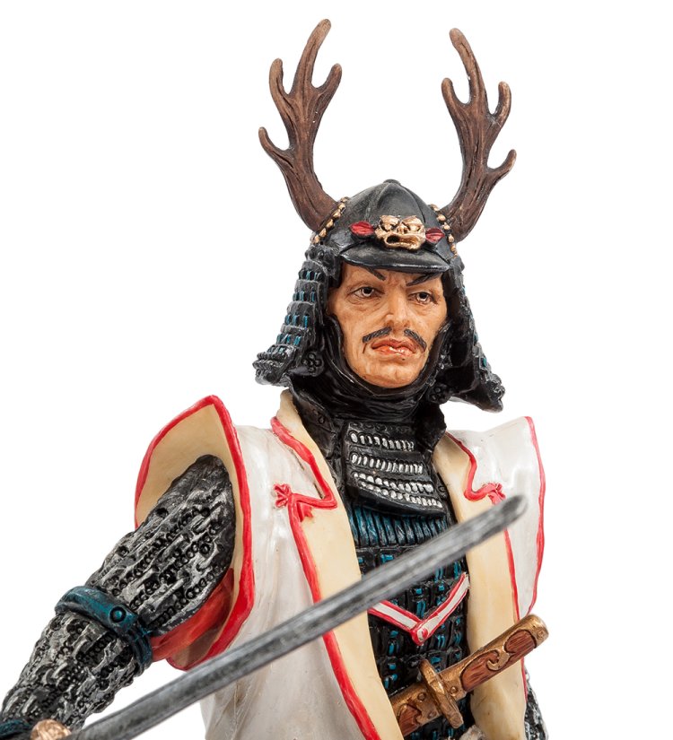 Статуэтка Самурай - Маскировка Veronese WS-741, портретный вид