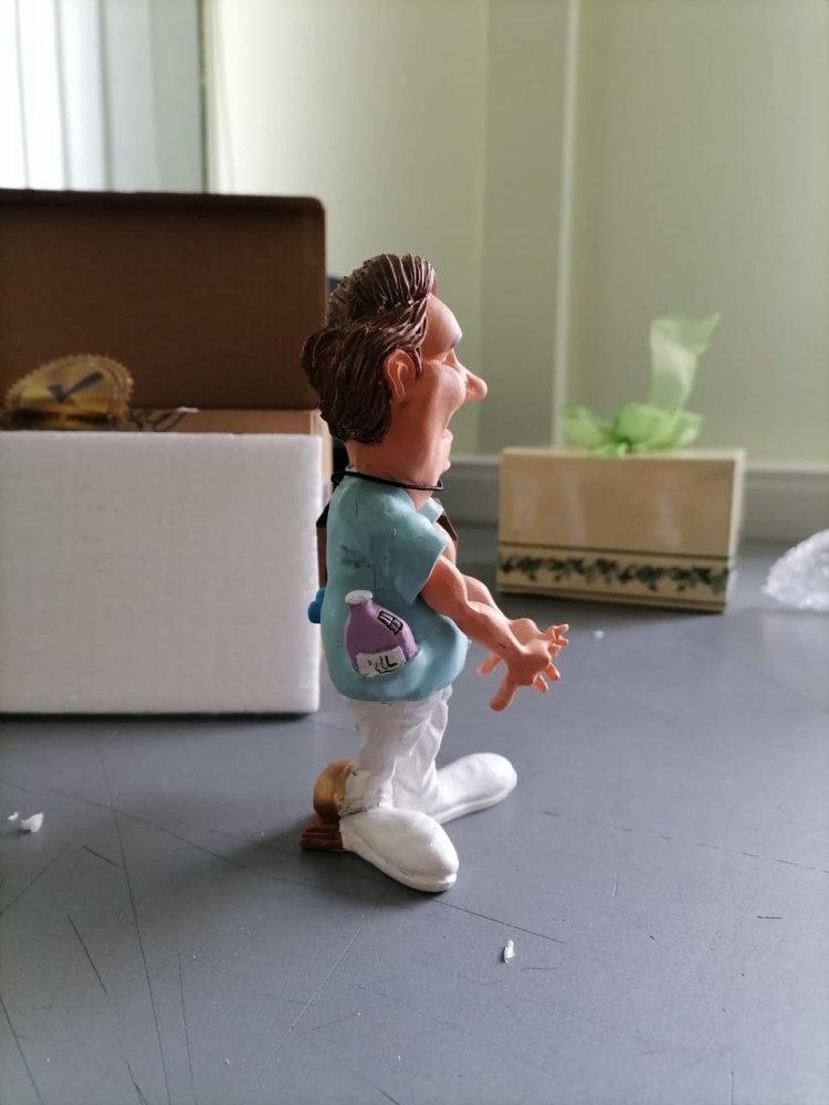 Статуэтка Массажист