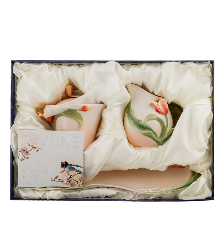 Набор сахарница и молочник из фарфора Тюльпаны Pavone FM-83/ 2, фотография в упаковке