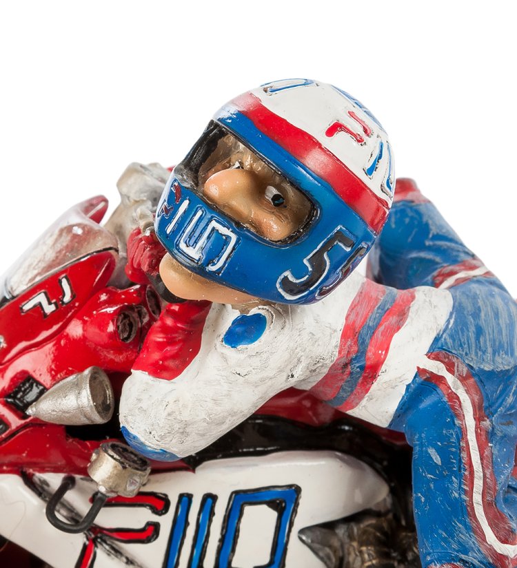 Фигурка Мотоцикла Pilo The Comical World of Stratford SCAR-51, портретный вид