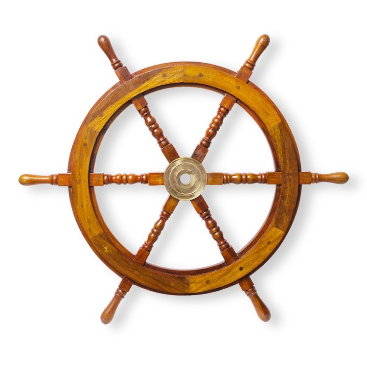 Декоративный штурвал корабля из дерева