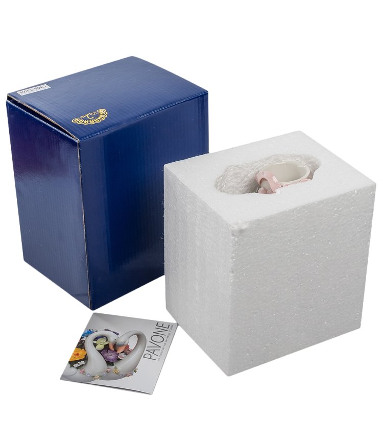 Композиция из керамики Сапог с цветами Pavone CMS-33/66, фотография в упаковке