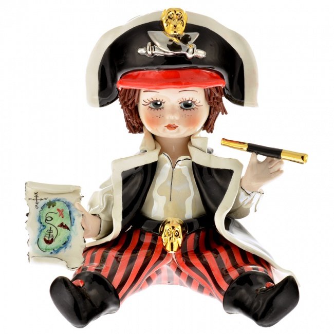 Фарфоровая статуэтка Мальчик Пират с трубой