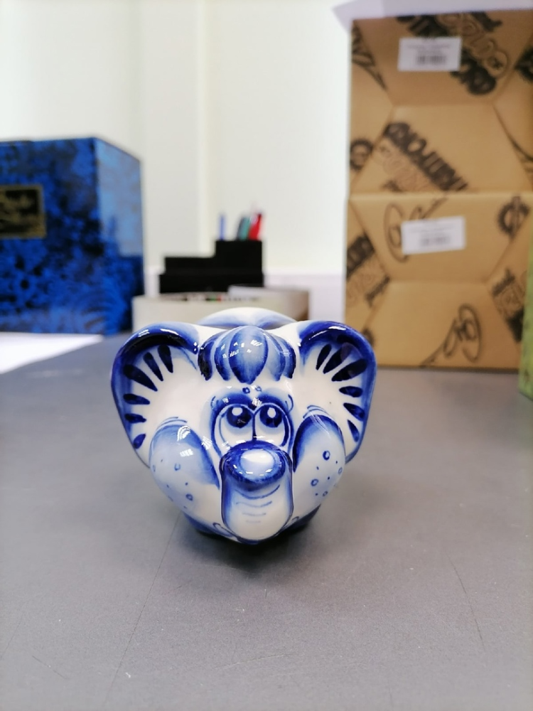 Статуэтка Мамонтенок Голубая гжель ГЛ-584, фото со склада портретный вид