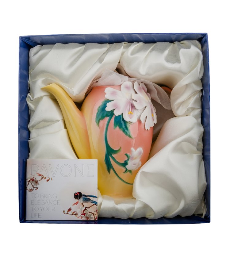 Заварочный чайник из фарфора Сальпиглоссис Pavone FM-63/ 1, фотография в упаковке