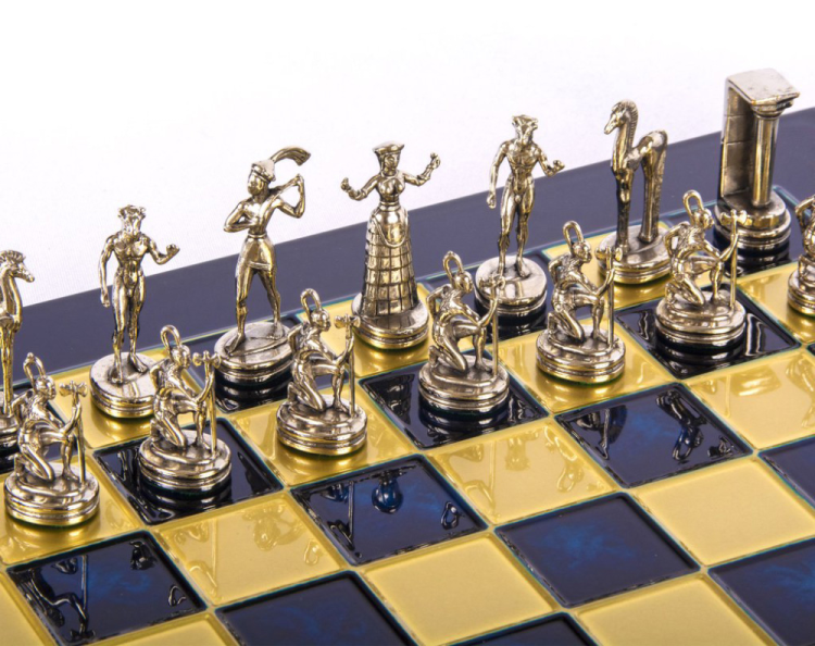 Шахматы на синей доске Минойский период Manopoulos MP-S-8-36-BLU, серебряные фигуры на доске